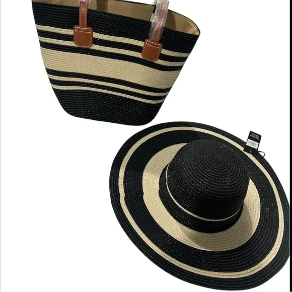 1378. Striped Black and Cream Tote Bag and Matching Sun Hat - Picture 2 of 6